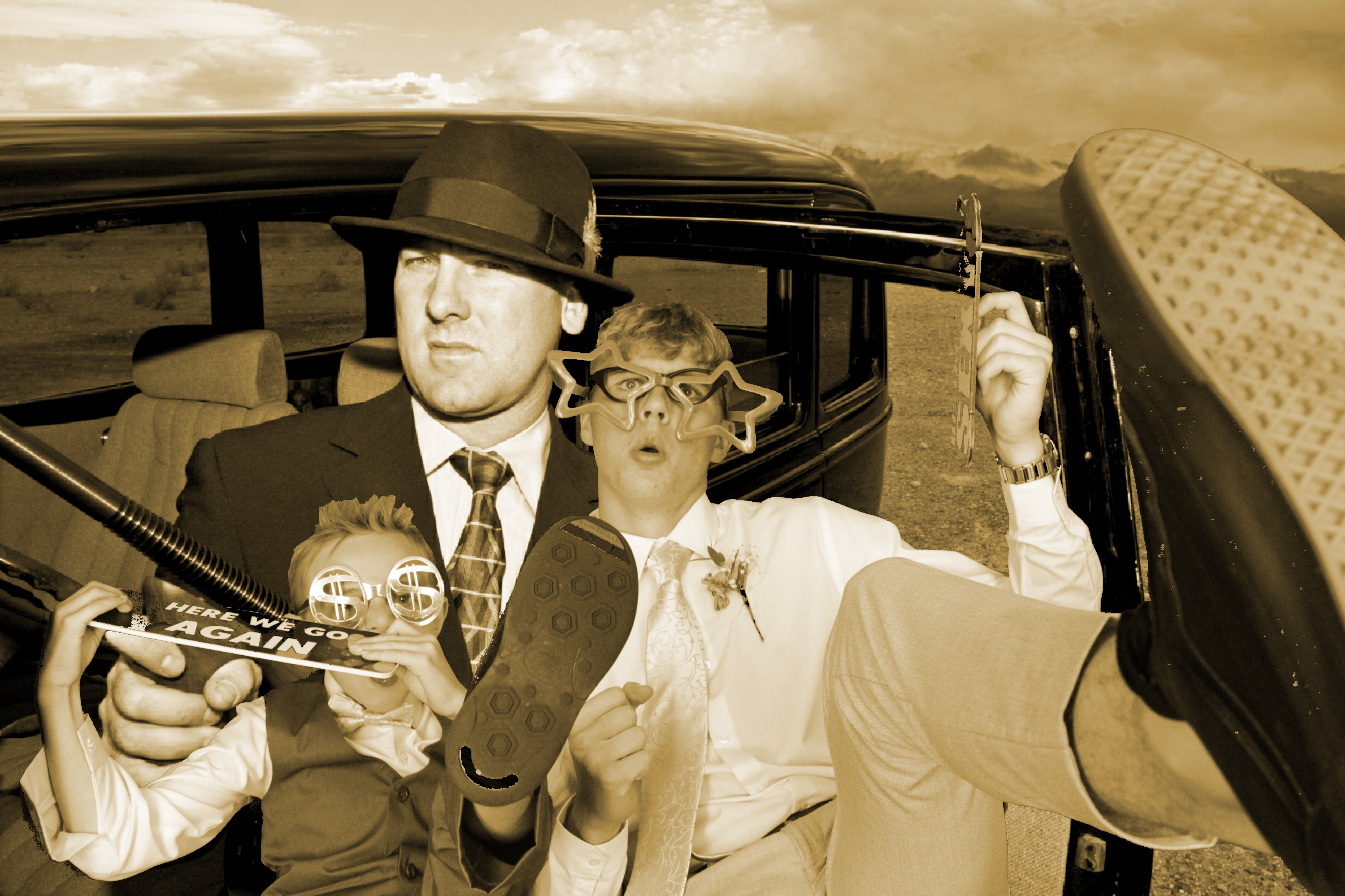 Katie and Jons Wedding | View more photos from the event at gallery.myphotoboothexperience.co.uk/u/MyPhotoBoothExperienceLtd/Katie-and-Jons-Wedding